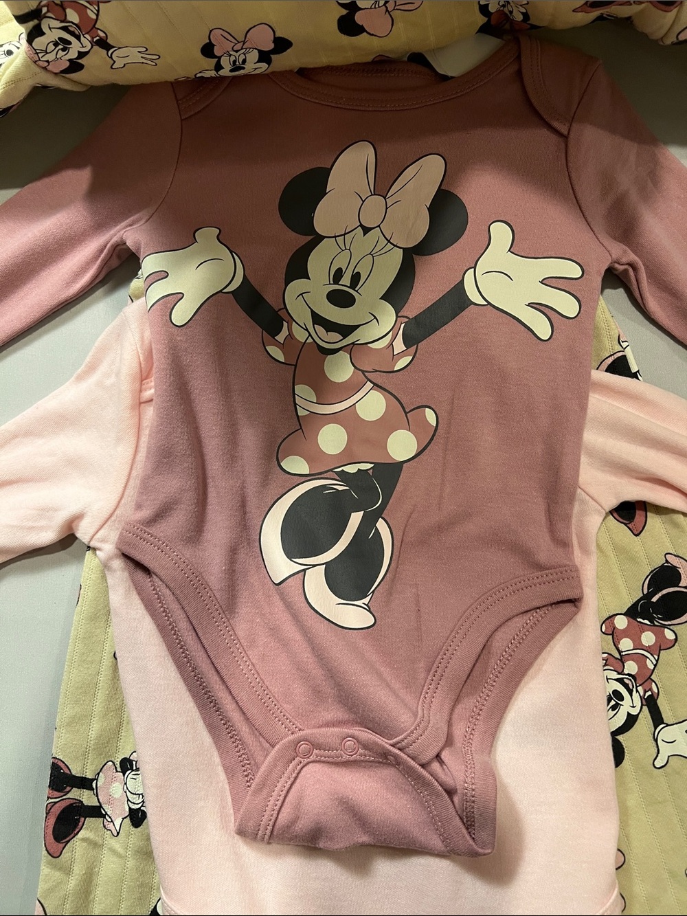 Disney Girls Minnie Mouse 4-Piece Pajama Set in Pink and Cream Size 18M - Picture 4 of 10